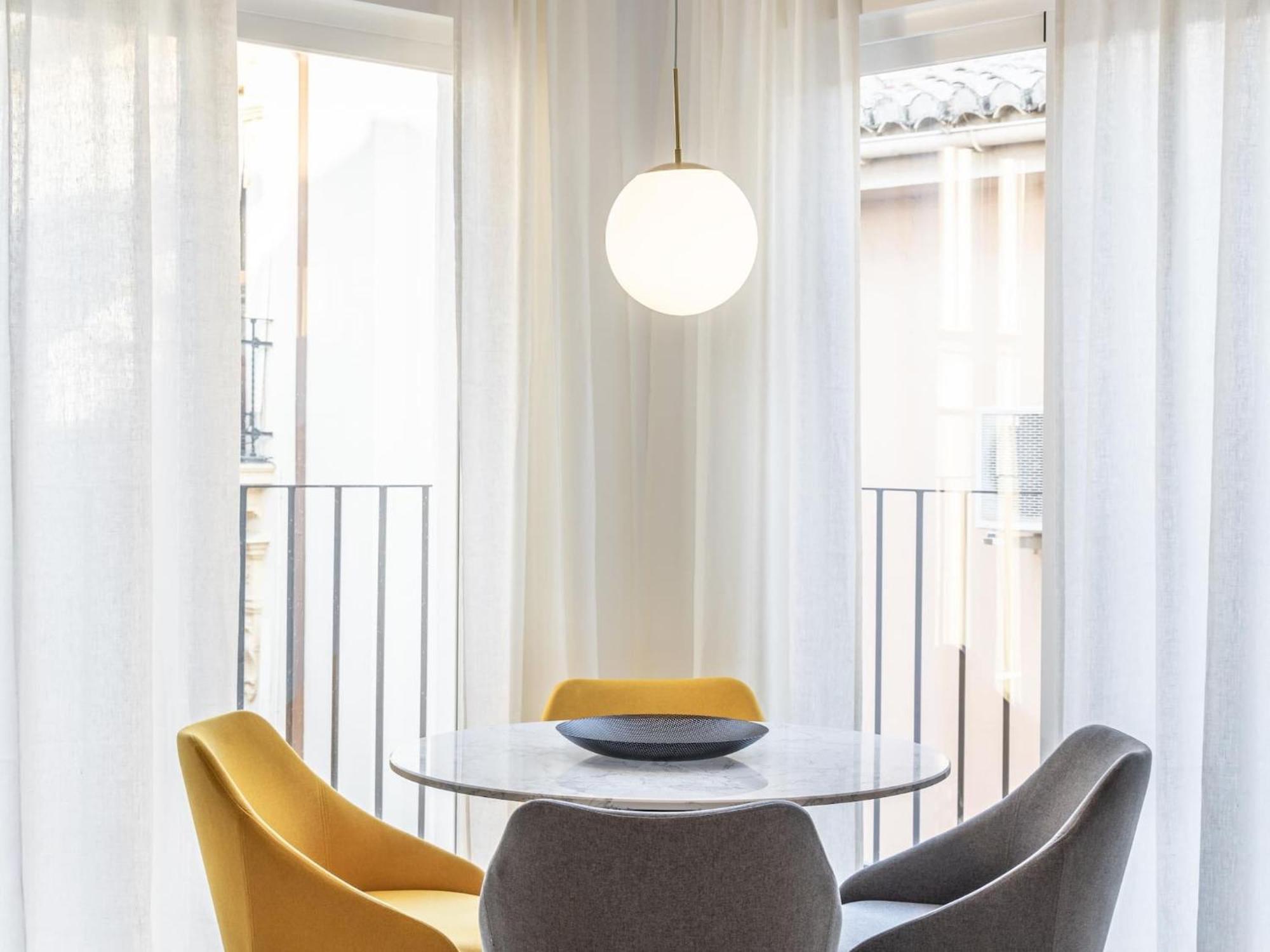 Central Stylish And Elegant 1 & 2 Bedroom Apartments I Granada Eksteriør billede