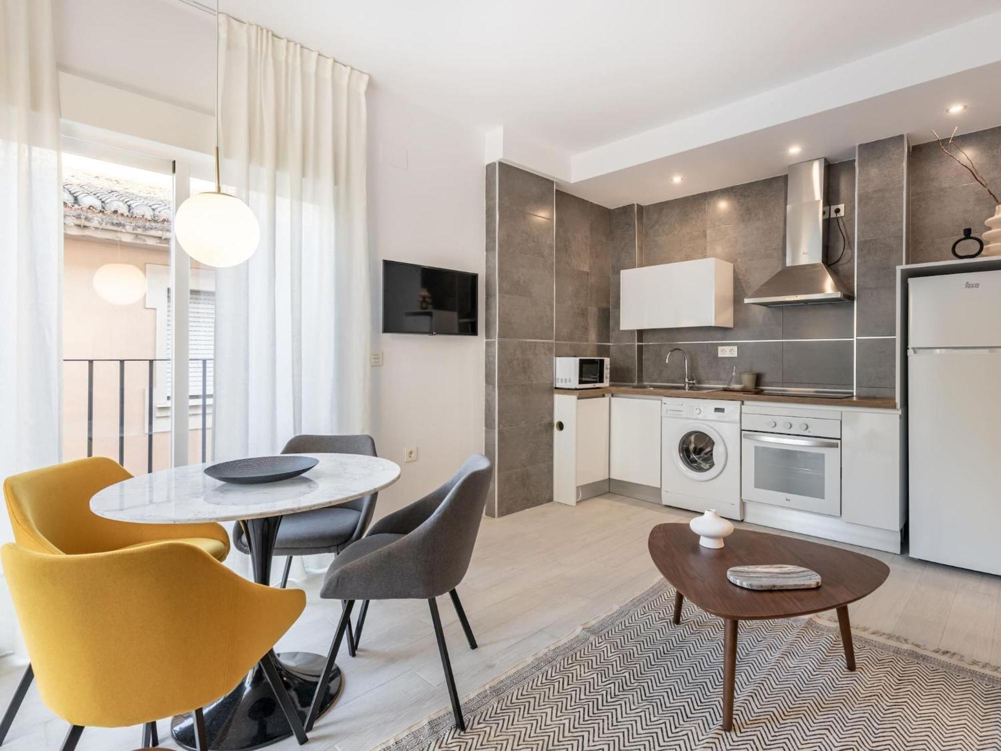 Central Stylish And Elegant 1 & 2 Bedroom Apartments I Granada Eksteriør billede